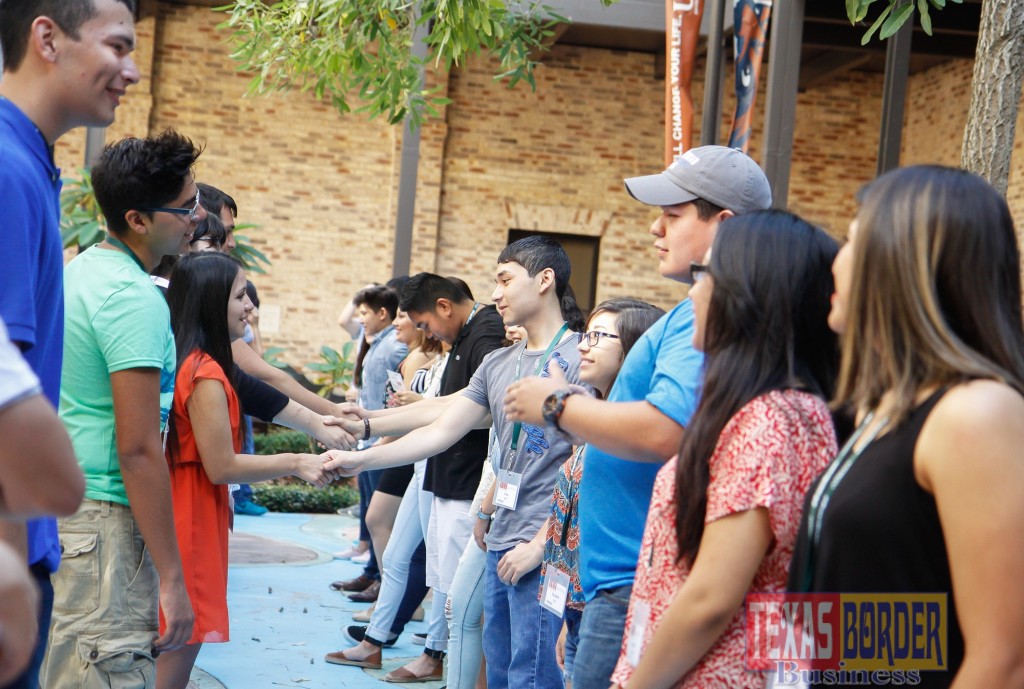 Future UTRGV students participate in ice breaker activity during UTRGV orientation on Wednesday, June 10, 2015 at the Brownsville Campus. Ann Jacobo / UT Brownsville