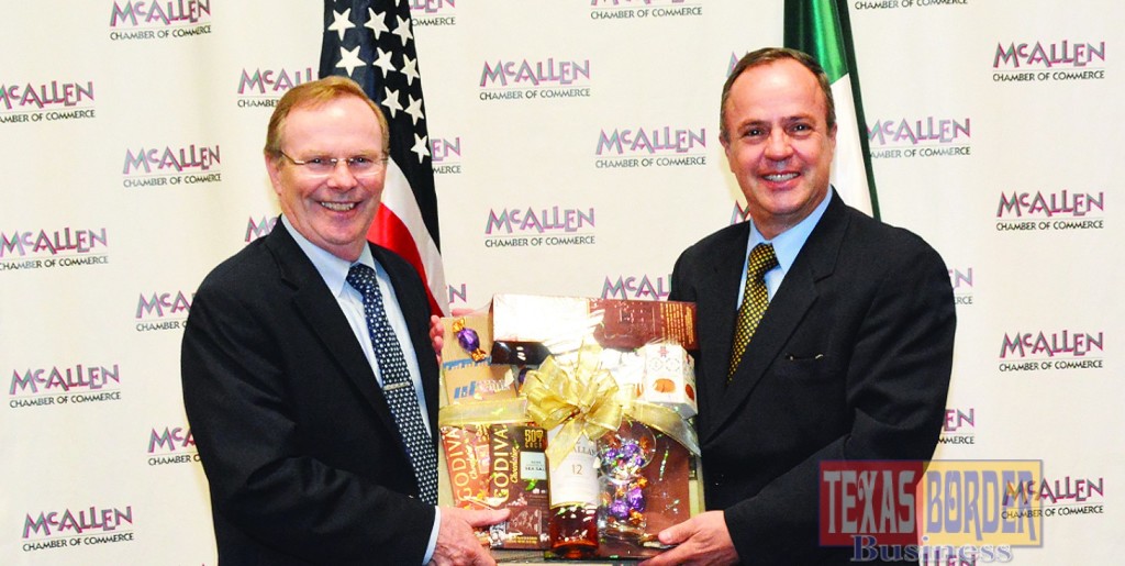 Mayor Jim Darling and Consul Ordorica Mexico’s new consul in McAllen, Texas.